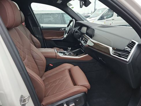 Used 2023 BMW X5 xDrive40i w/ Premium Package image 8