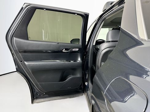 Used 2021 Hyundai Palisade Limited AWD/4WD image 27