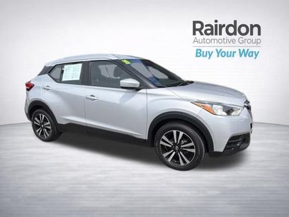 Used 2019 Nissan Kicks SV