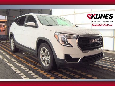 Used 2024 GMC Terrain SLE image 5