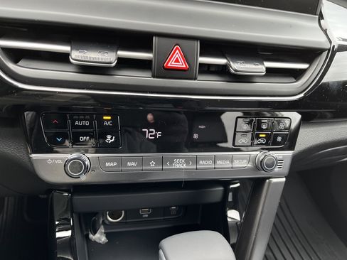 New 2026 Kia Seltos S image 12