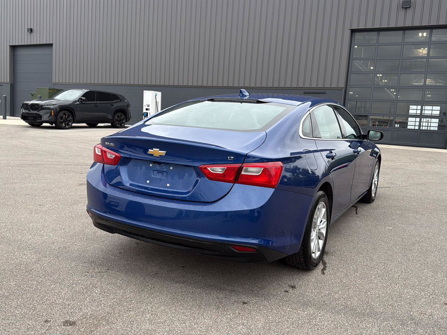 Used 2023 Chevrolet Malibu LT FWD image 3