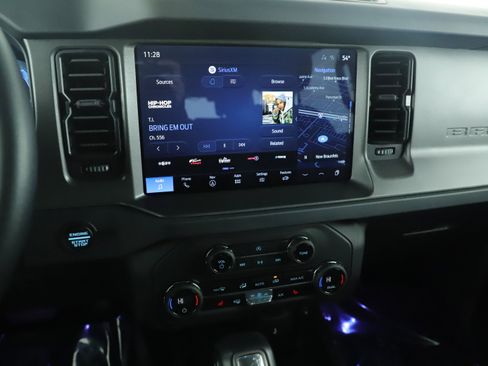 Certified 2025 Ford Bronco Big Bend image 18