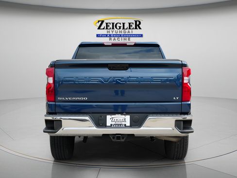 Used 2023 Chevrolet Silverado 1500 LT AWD/4WD image 6