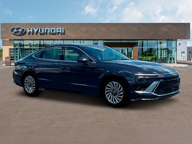 New 2025 Hyundai Sonata SEL FWD image 10