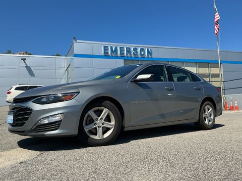 Used 2024 Chevrolet Malibu LT FWD image 1
