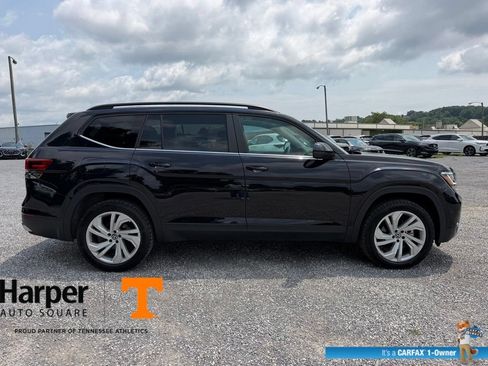 Used 2023 Volkswagen Atlas SE w/ Panoramic Sunroof Package AWD/4WD image 6