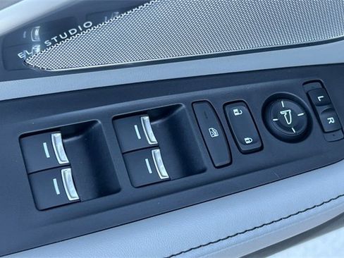 Certified 2023 Acura RDX w/ Technology Package image 12