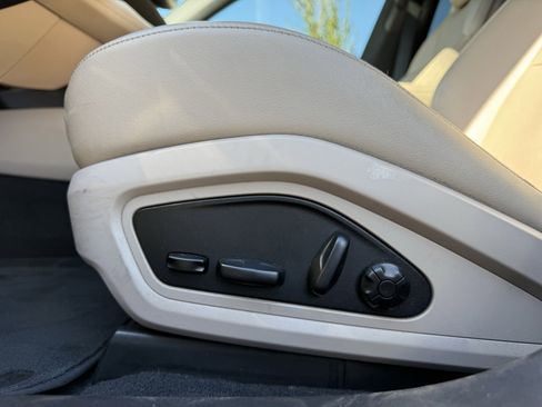 Certified 2021 Porsche Taycan 4S image 27