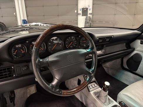 Used 1995 Porsche 911 Cabriolet image 27