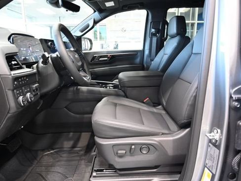New 2026 Chevrolet Tahoe Z71 w/ Z71 Off-Road Package AWD/4WD image 9