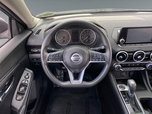 Used 2020 Nissan Sentra S w/ Lighting Package image 12