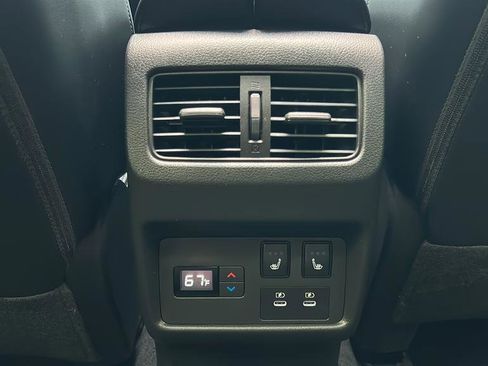 Used 2024 Nissan Rogue Platinum w/ Platinum Premium Package FWD image 13
