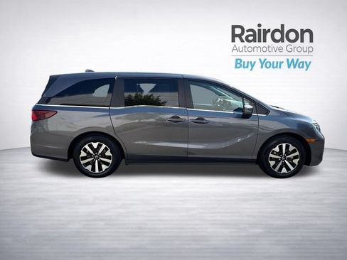 Used 2025 Honda Odyssey EX-L image 8