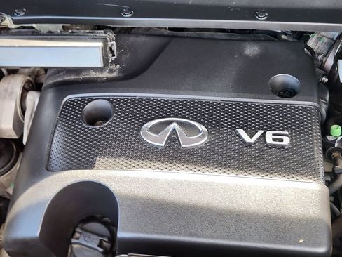 Used 2015 INFINITI QX60 AWD w/ Deluxe Touring Package image 16