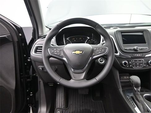 Used 2024 Chevrolet Equinox LT image 27