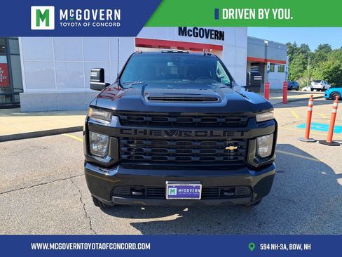 Used 2021 Chevrolet Silverado 2500 Custom w/ Custom Value Package AWD/4WD image 8