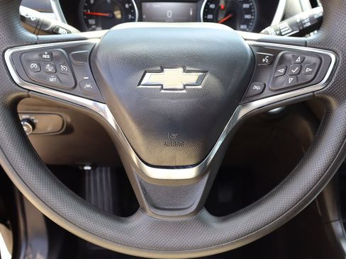 Used 2024 Chevrolet Equinox LT FWD image 11