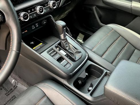 Used 2024 Honda CR-V Sport Touring image 16