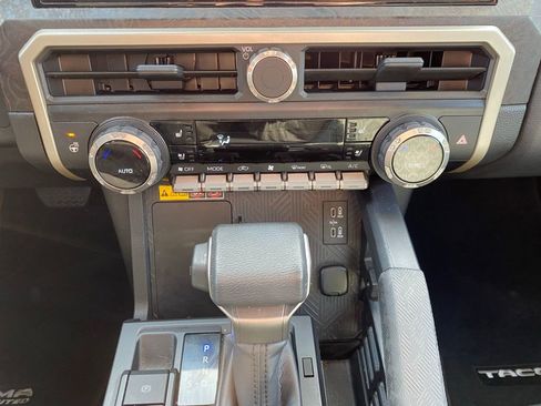 Used 2024 Toyota Tacoma Limited image 25