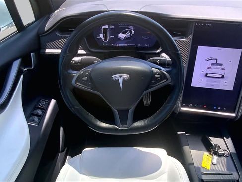 Used 2021 Tesla Model X Performance AWD/4WD image 5