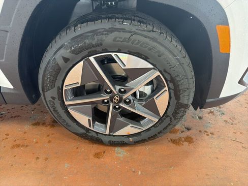 New 2026 Hyundai Tucson SEL FWD image 10