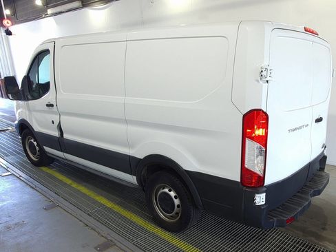 Used 2015 Ford Transit 150 130 Low Roof RWD image 4