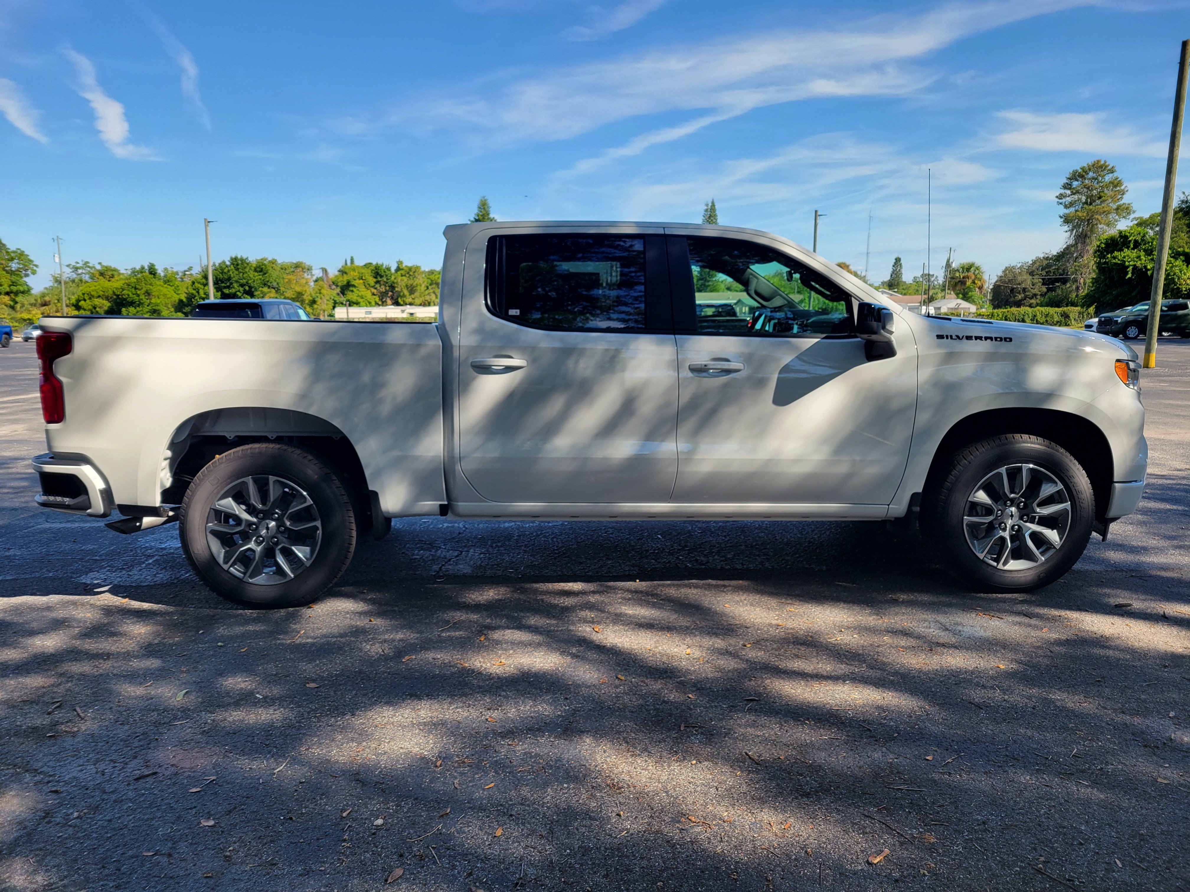 New 2026 Chevrolet Silverado 1500 RST w/ LPO, Dark Essentials Package RWD image 4
