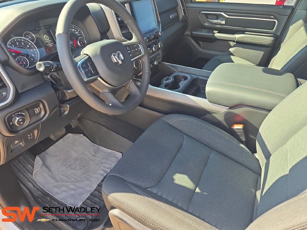 Used 2026 RAM 1500 Big Horn AWD/4WD image 16