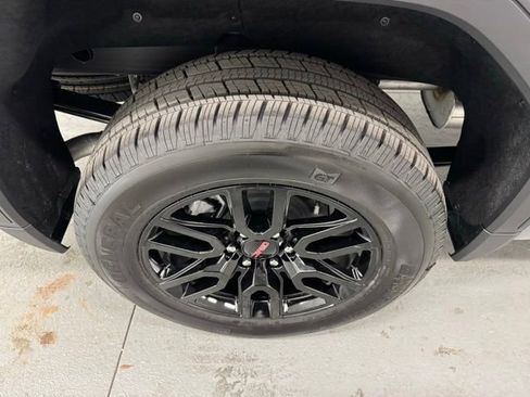 New 2026 GMC Sierra 1500 Elevation w/ Preferred Package image 4