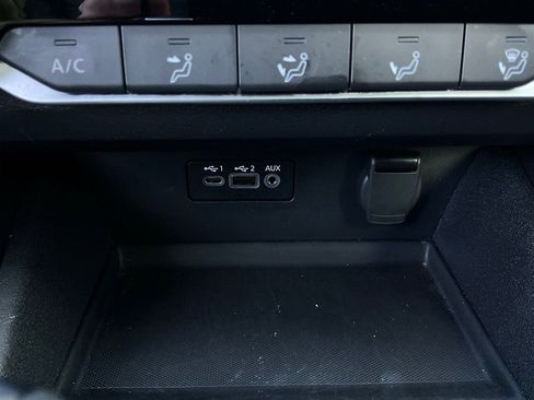 Used 2025 Nissan Altima 2.5 SV image 25