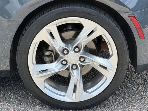 Used 2020 Chevrolet Camaro LT RWD image 10