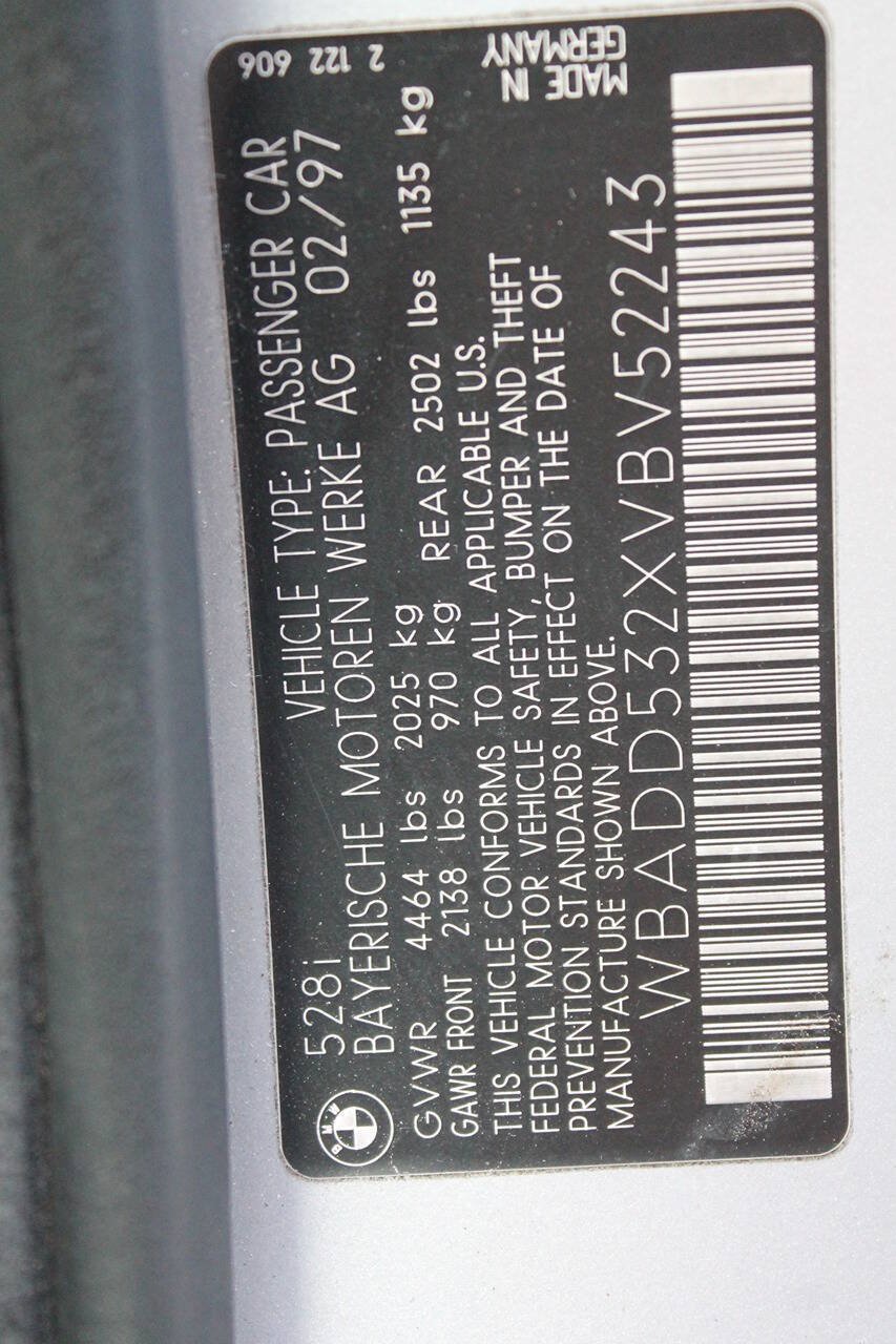 Used 1997 BMW 528i Sedan RWD image 10