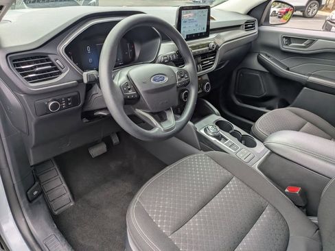 Used 2025 Ford Escape Active AWD/4WD image 17