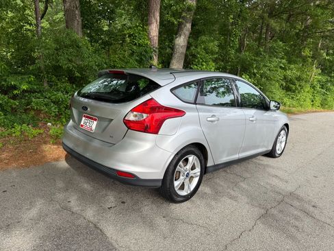 Used 2014 Ford Focus SE image 11