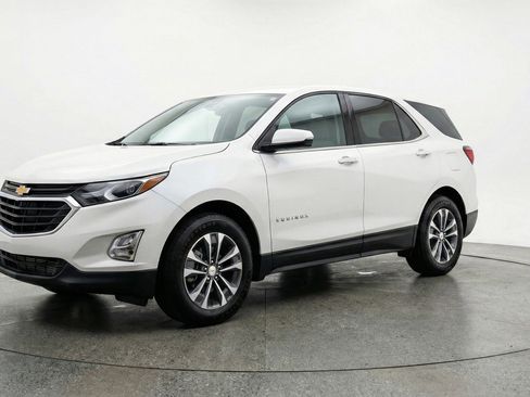 Used 2025 Chevrolet Equinox LT FWD image 3