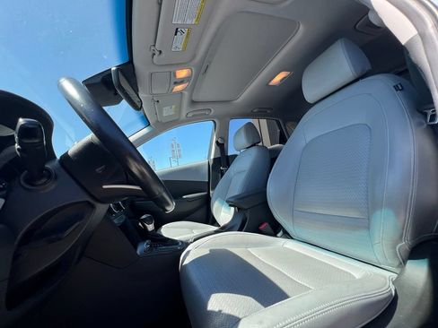 Used 2019 Hyundai Kona Ultimate AWD/4WD image 14