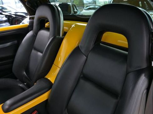 Used 2005 Chevrolet SSR w/ Preferred Equipment Group RWD image 30