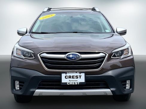 Used 2022 Subaru Outback Touring AWD/4WD image 2