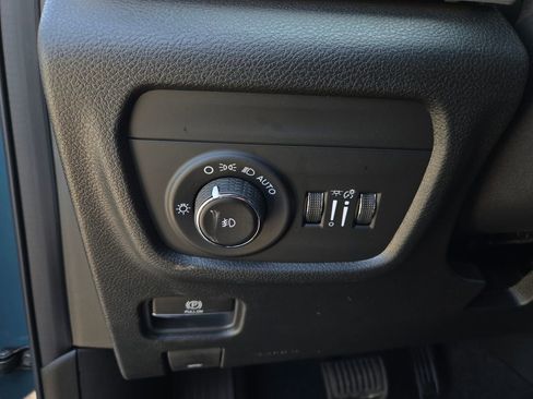 New 2026 Jeep Grand Cherokee L Limited AWD/4WD image 12