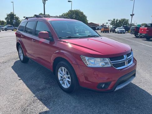 Used 2015 Dodge Journey SXT w/ Flexible Seating Group image 8
