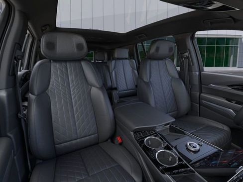 New 2025 Cadillac Escalade IQ Luxury 1 image 17