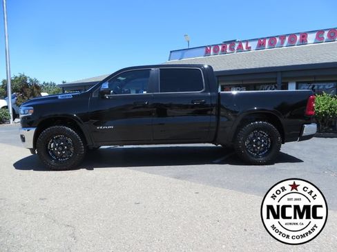 Used 2025 RAM 1500 Laramie AWD/4WD image 2