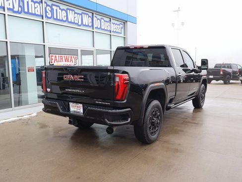 Certified 2024 GMC Sierra 3500 Denali w/ Denali Reserve Package AWD/4WD image 3
