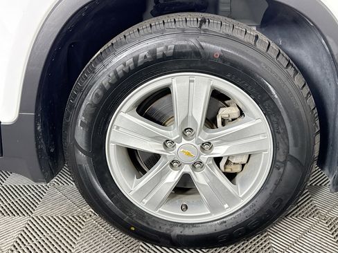 Used 2021 Chevrolet Trax LS w/ Tint and Cruise Package FWD image 54
