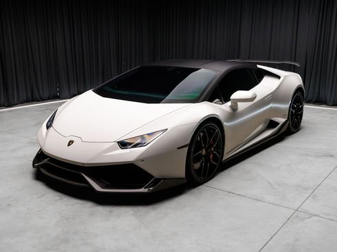 Used 2015 Lamborghini Huracan LP 610-4 image 29