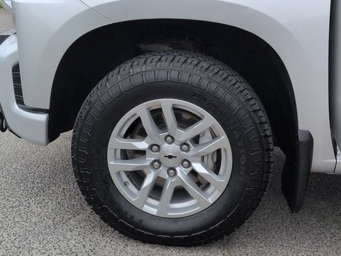 Used 2020 Chevrolet Silverado 1500 RST AWD/4WD image 35