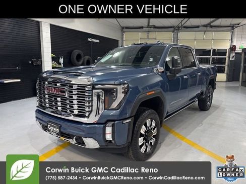 Used 2024 GMC Sierra 2500 Denali w/ Denali Reserve Package AWD/4WD image 1