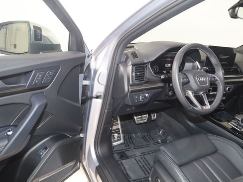 Used 2023 Audi SQ5 Prestige w/ Prestige Package AWD/4WD image 48