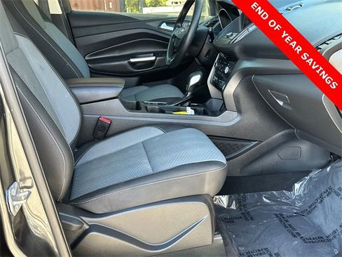 Certified 2019 Ford Escape SE image 13